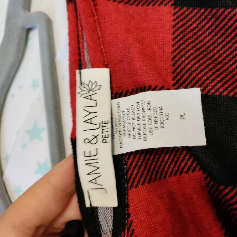 Jamie&Layla black and red plaid dress👗 - Picture 3 of 5